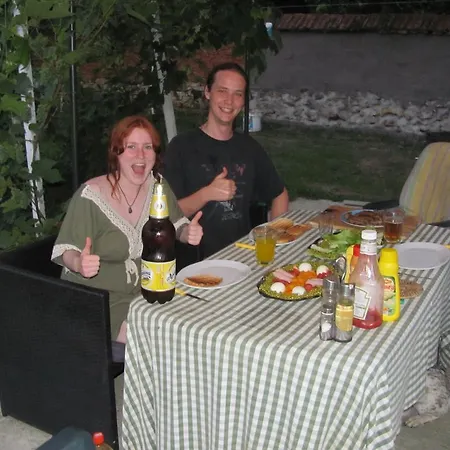 Rogozen guesthouse